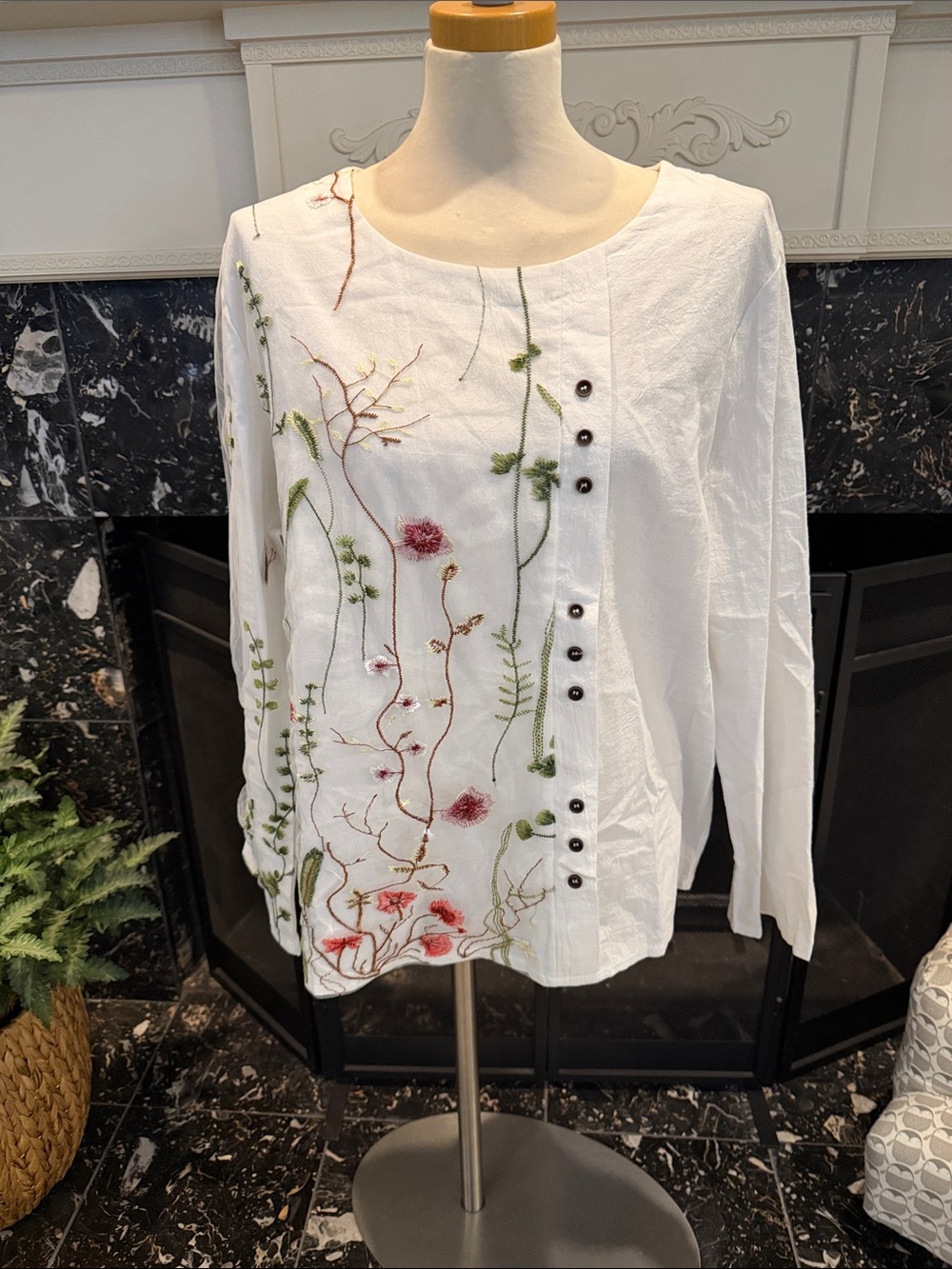 White Embroidered Floral Button-Front Women's Top